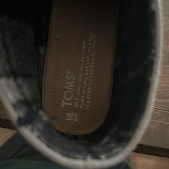 Toms wedge size 9 - Picture 3 of 5